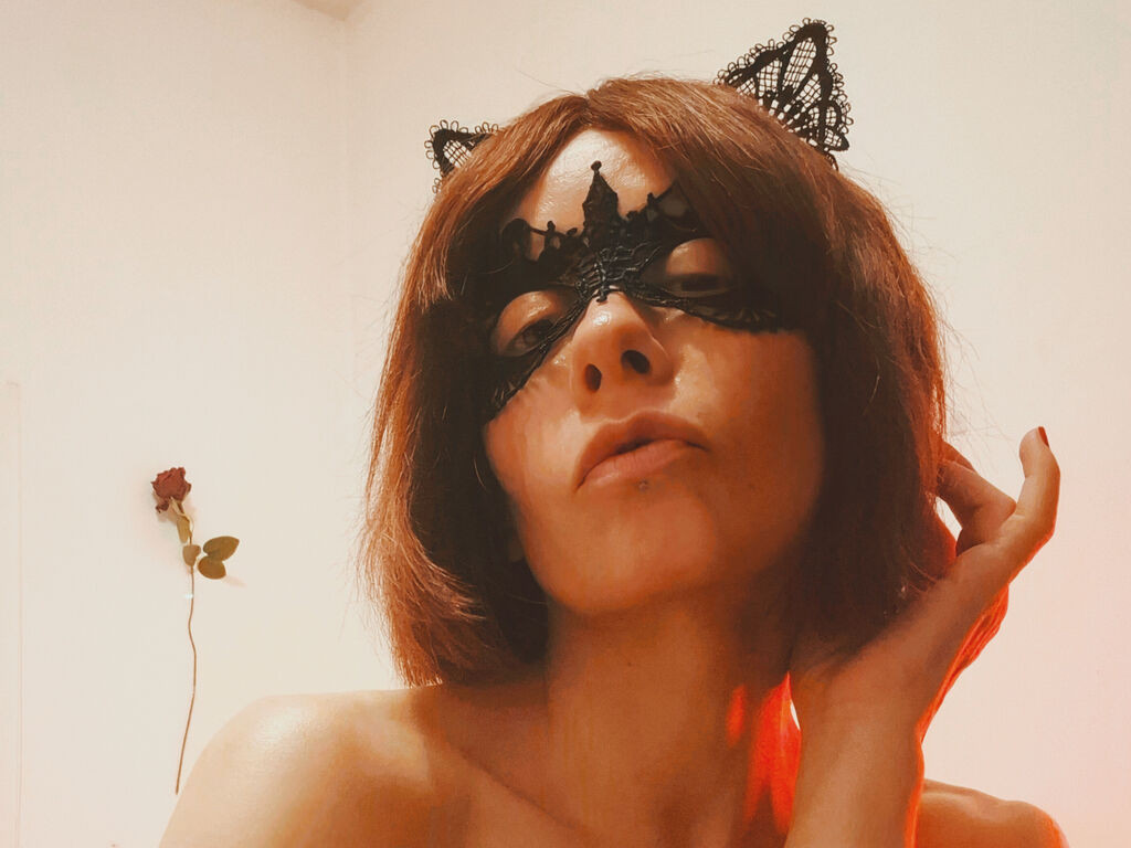 CarlaVendome nude cam model profile photo