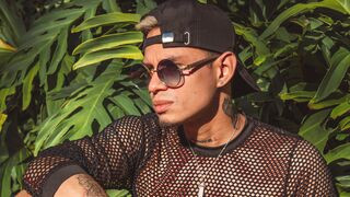 CarrazcoAngell 37 male sexy related cam model profile