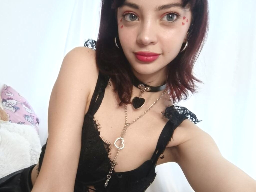 CassyVixen nude cam model profile photo