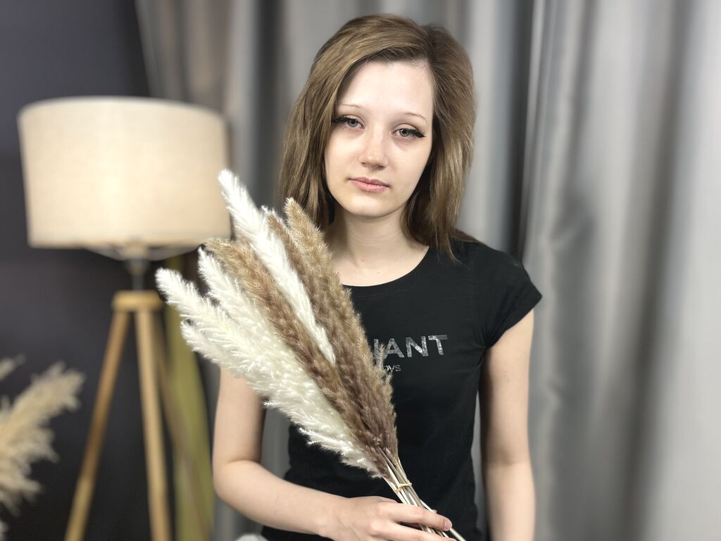 CateEmbury Nude