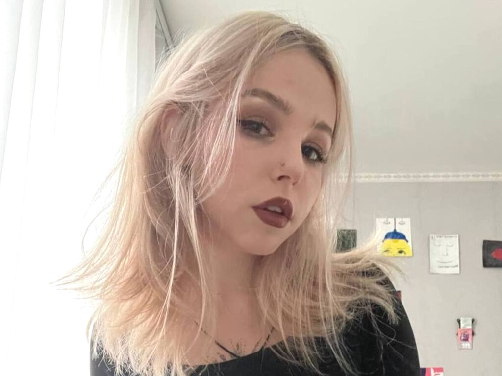 CathrynGise Nude