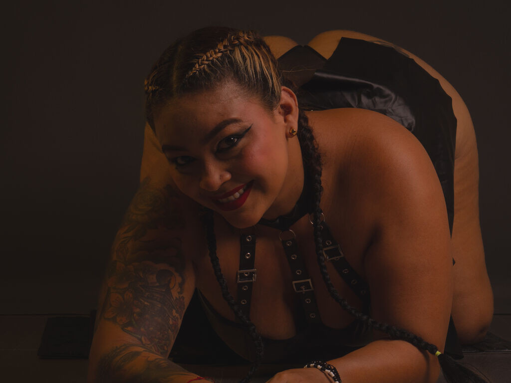 CattleyaOrozco Naked