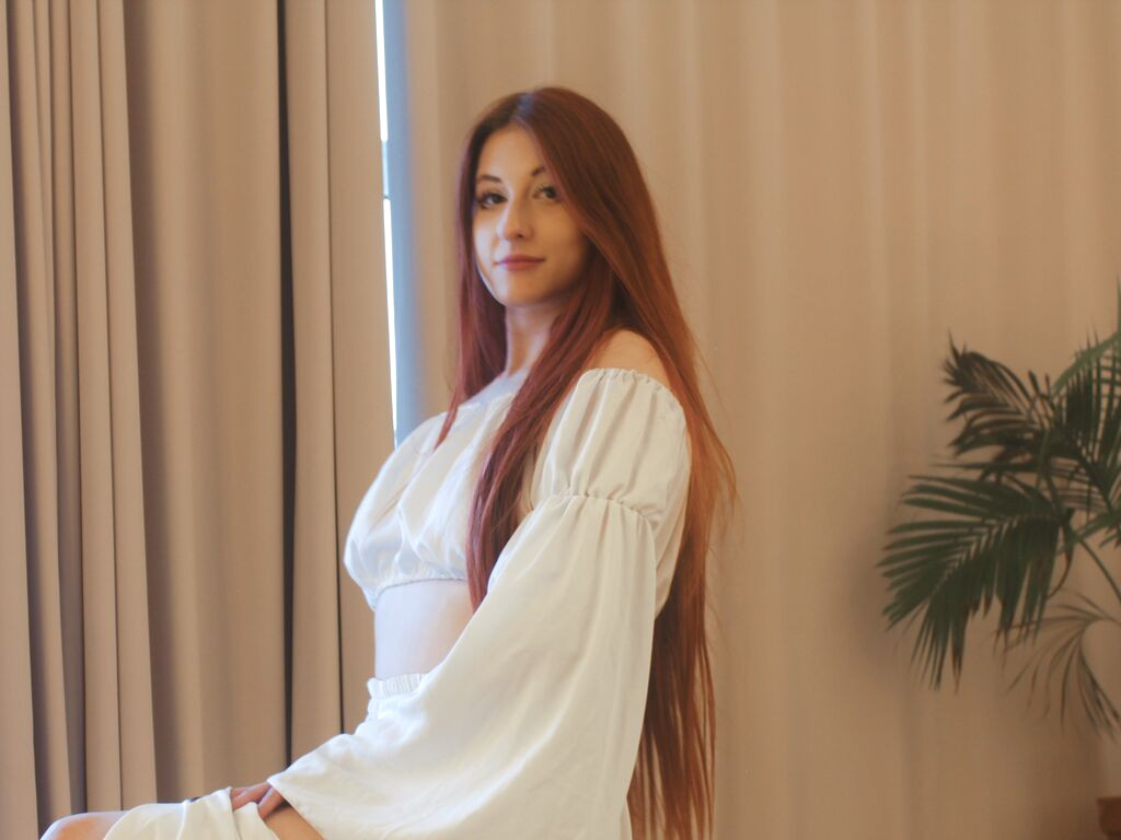 CatyPierce nude cam model profile photo