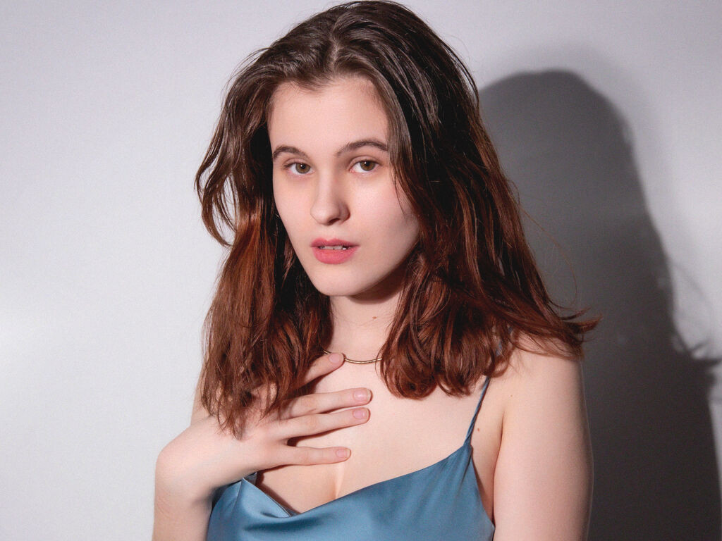 CharleneFlame Nude