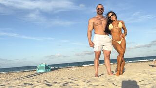 CharlotteAndNoah 34 couple strip cam model profile
