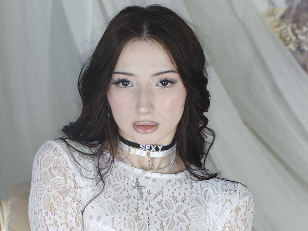 ChloeLefevre nude cam model profile photo