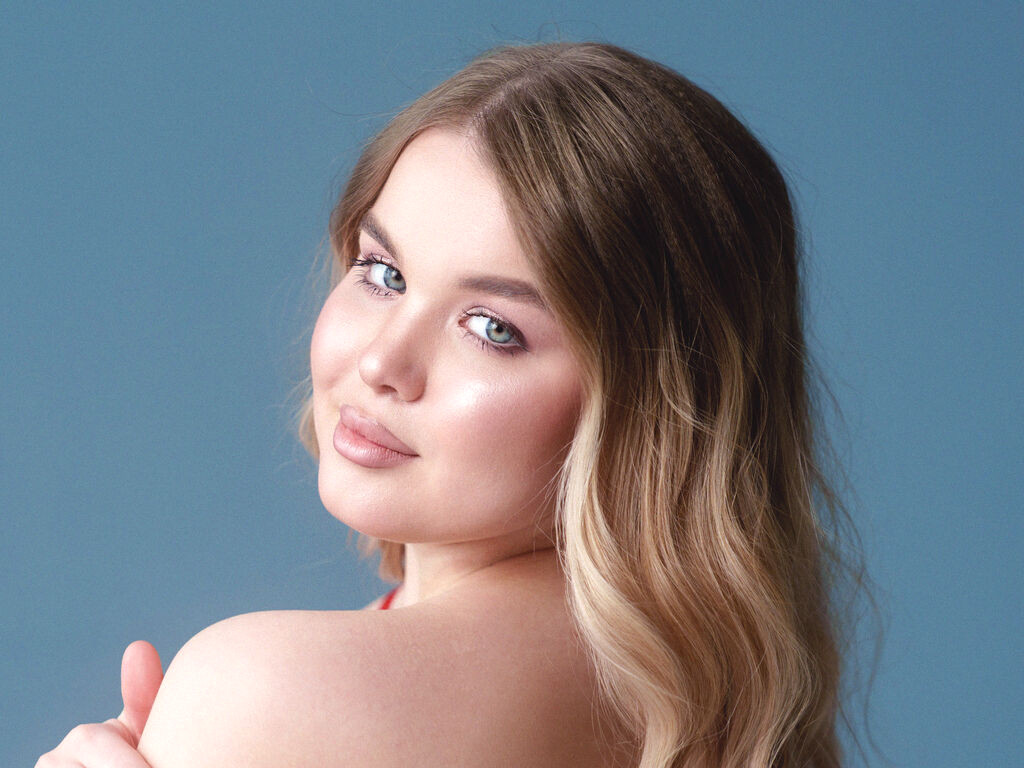 ChloeMay Nude