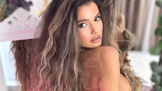 ChrisHarp 29 female sexy cam model profile