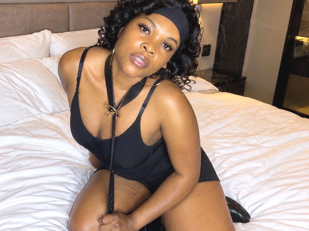 ChrisitianaMorri nude cam model profile photo
