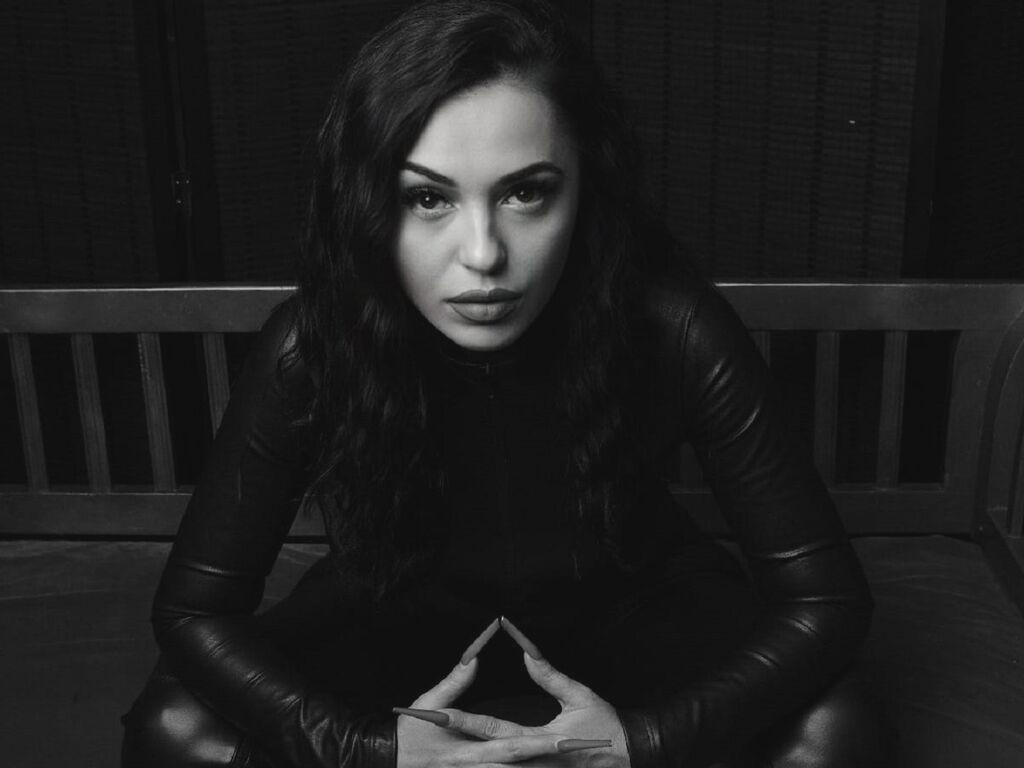 ClaireBond nude cam model profile photo