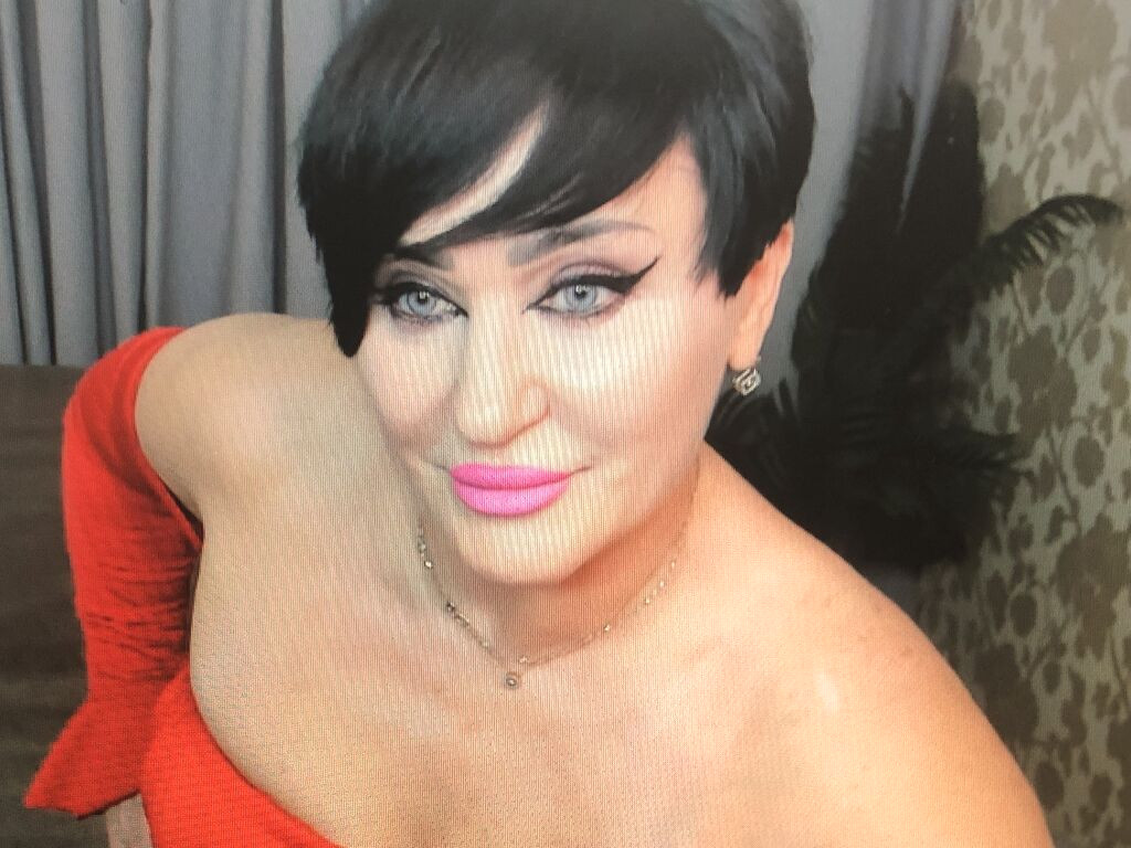 CleoVelvet nude cam model profile photo