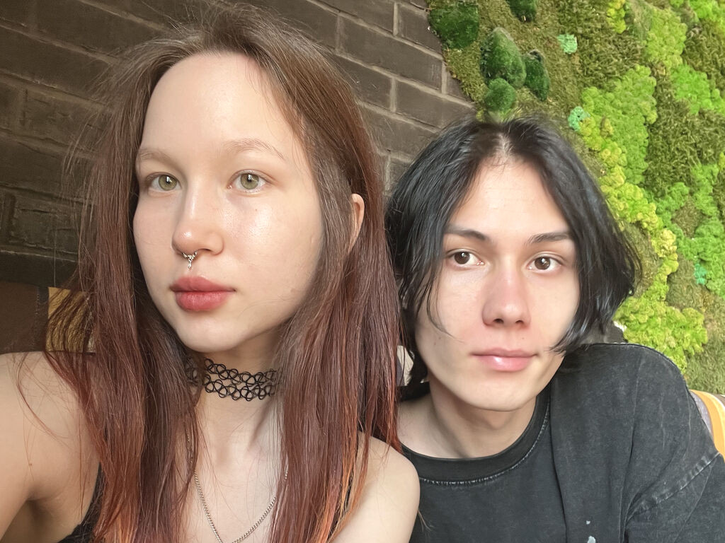 CoralineAiden Naked