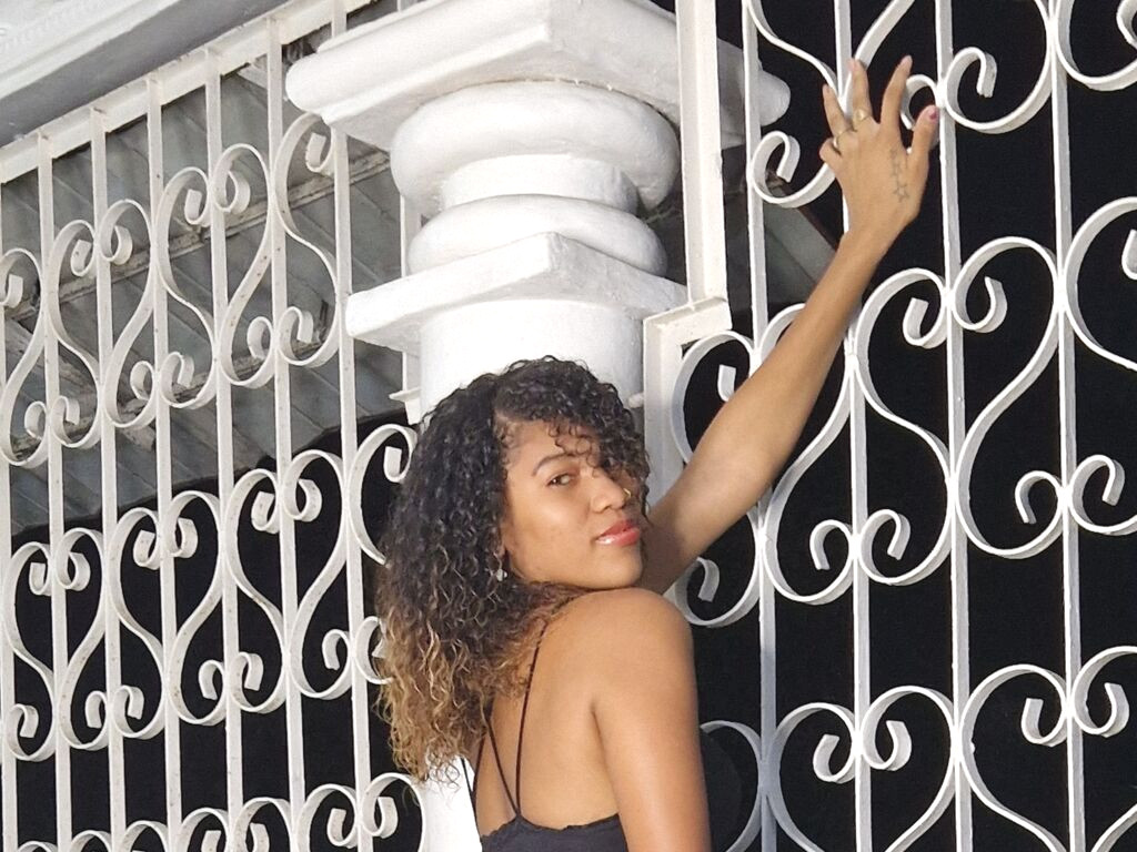 CristalEulodie Naked