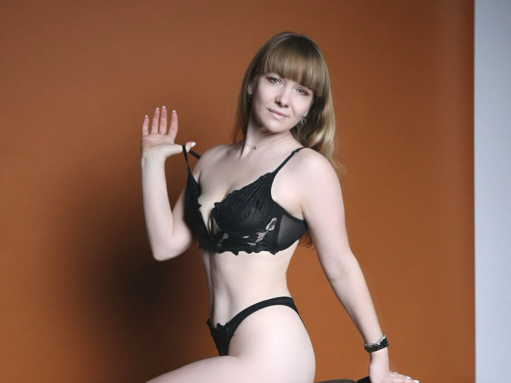 DakotaFlower nude cam model profile photo