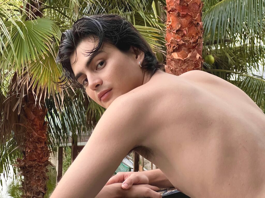 DanMoore nude cam model profile photo