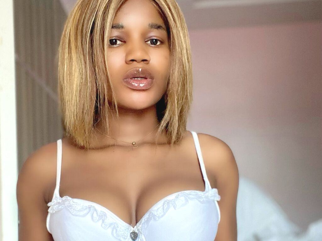 DanielMercy nude cam model profile photo