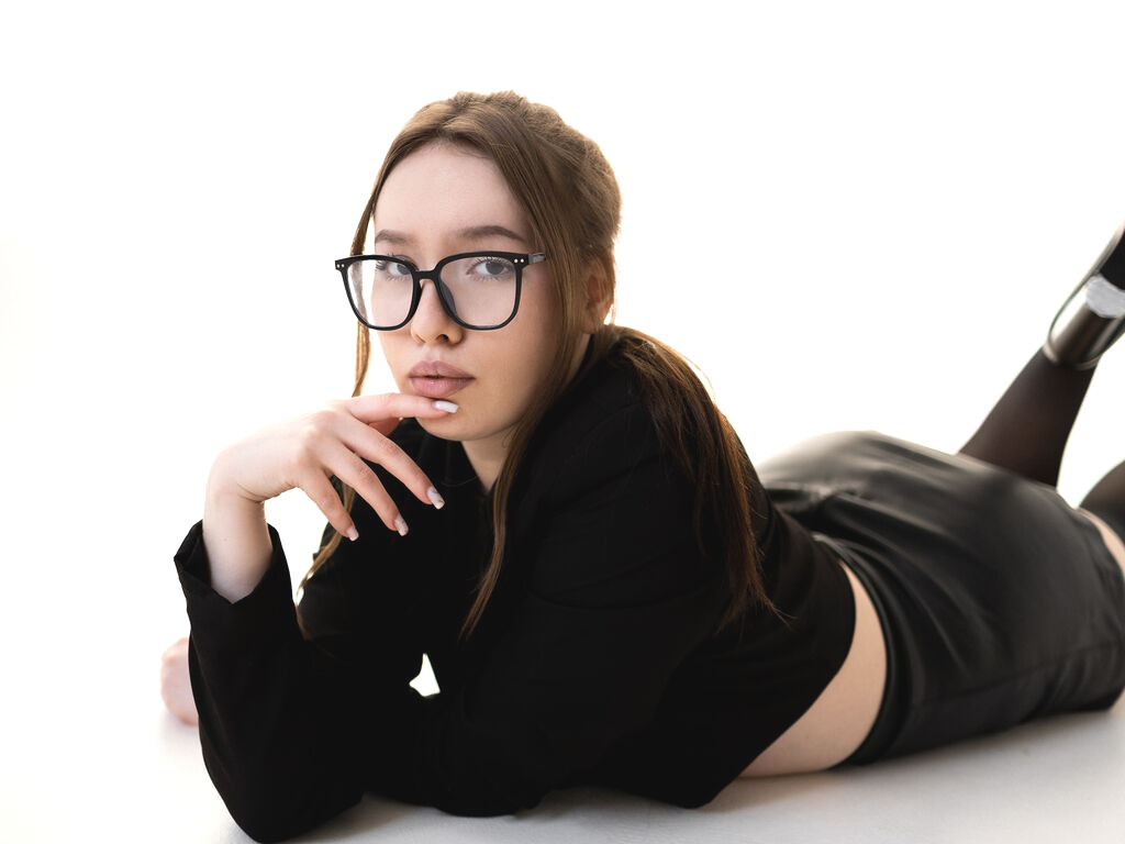 DanielleHallock nude cam model profile photo