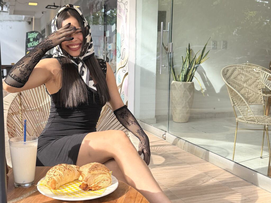 DarlaDanger nude cam model profile photo