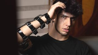 DaveRiver 25 male erotic related cam model profile