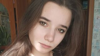 DennaJerrett 18 female sexy cam model profile