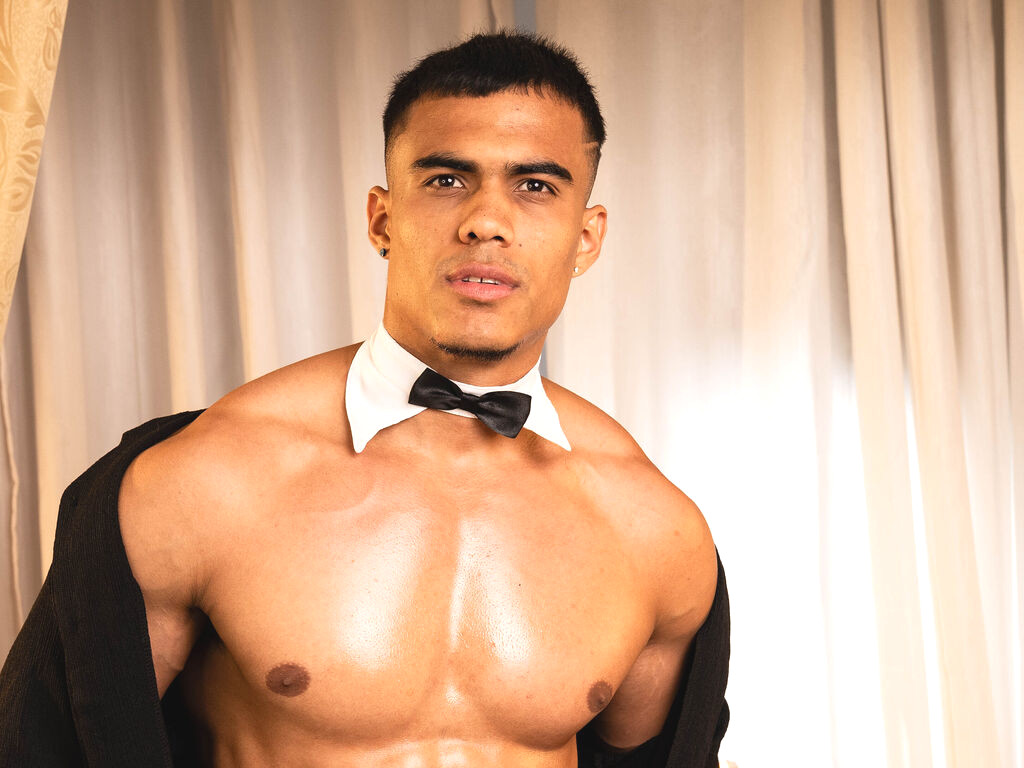 DominicRodrigo naked cam model gallery photo