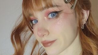 DonetteGago 20 female live cam model profile