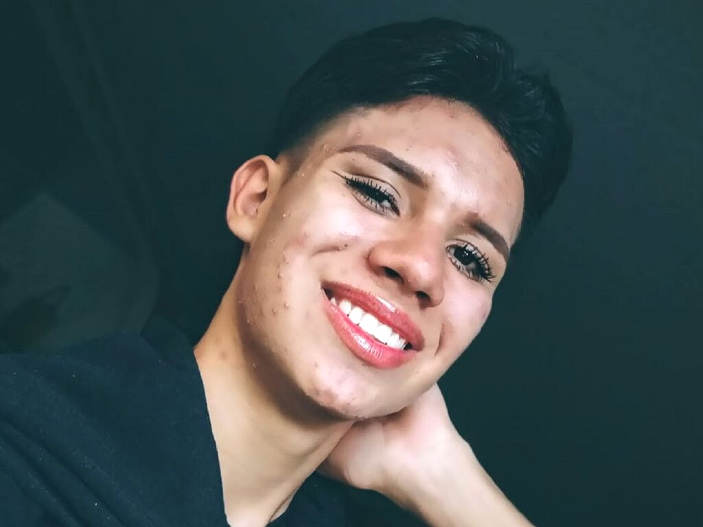 DrissVera nude cam model profile photo