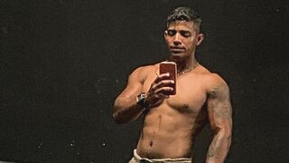DuroJuan 29 male naked related cam model profile