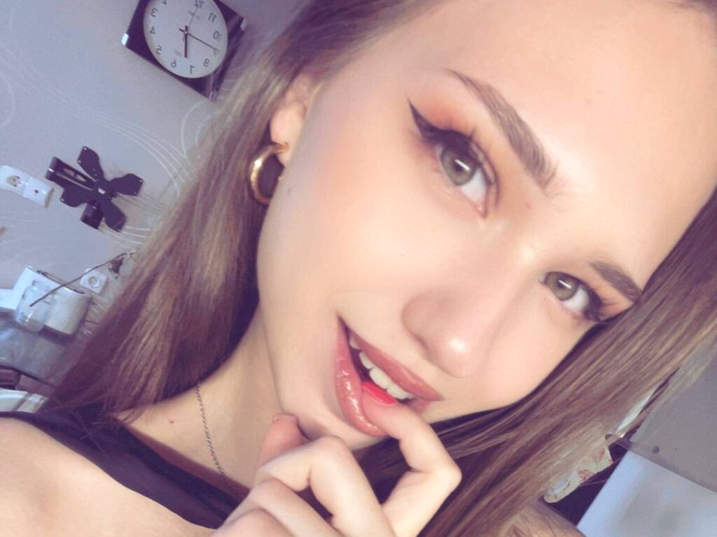 EarthaMaruyama nude cam model profile photo