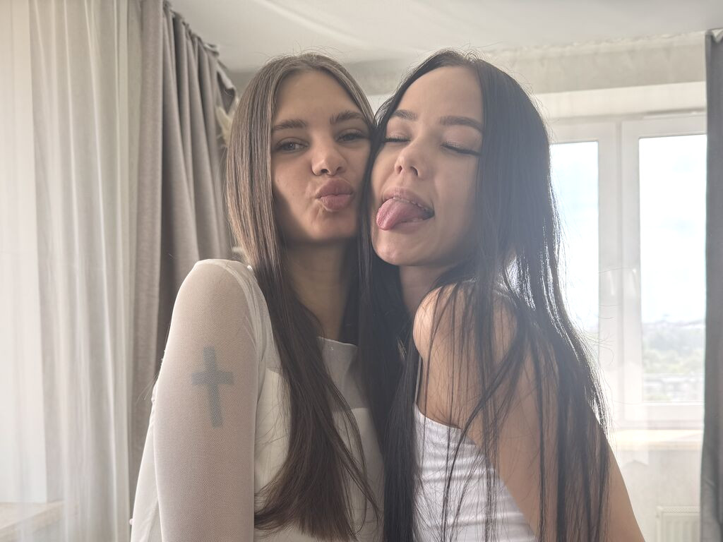 EdithAndConstanc Naked