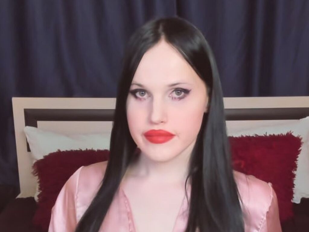EffieMur nude cam model profile photo