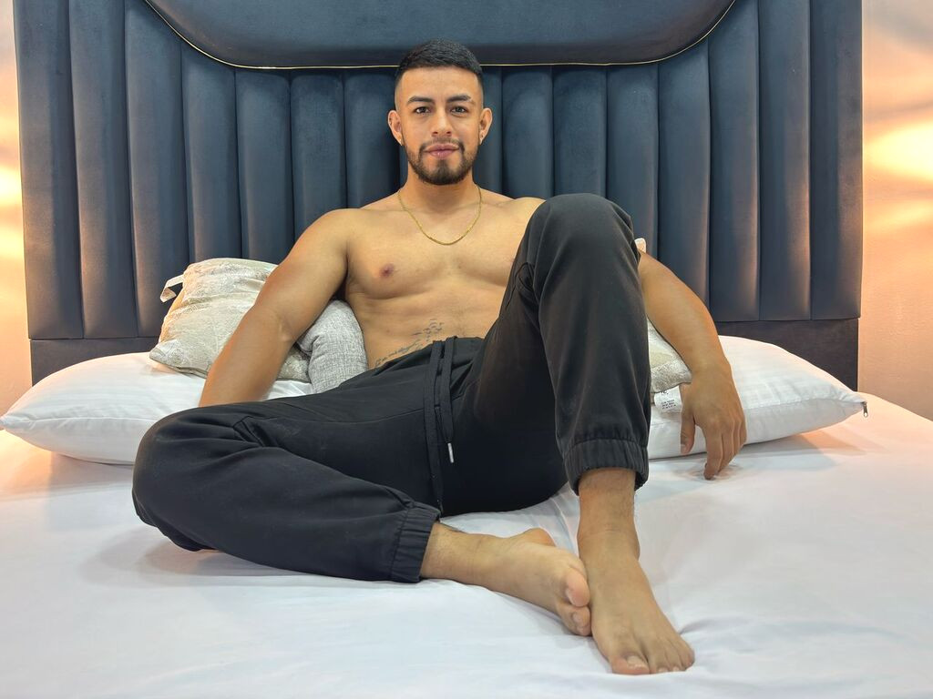 EithanConhor Naked