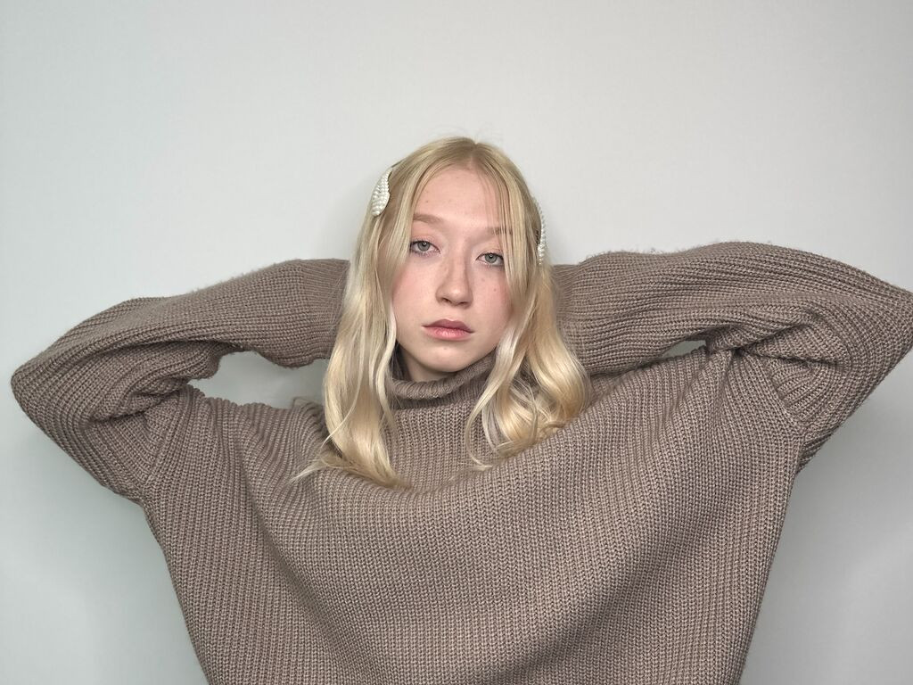 EleneDevon Nude