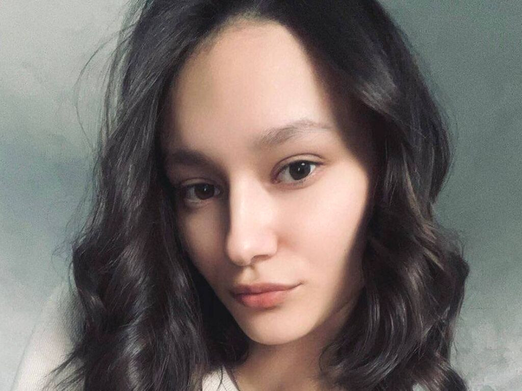ElianaAdelizzi nude cam model profile photo
