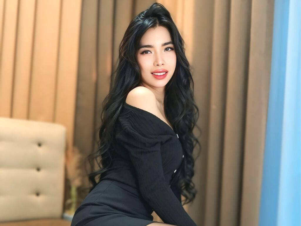EliseHamilthon nude cam model profile photo