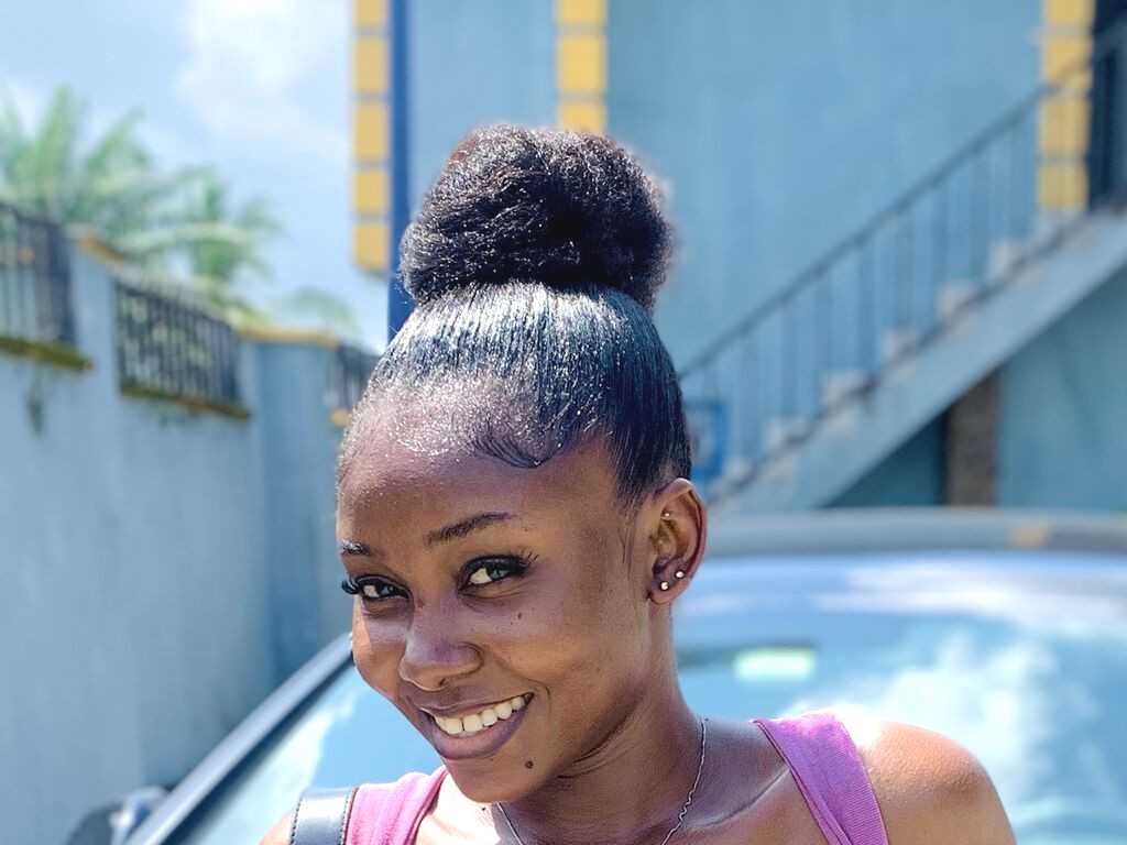 EllaFiona nude cam model profile photo