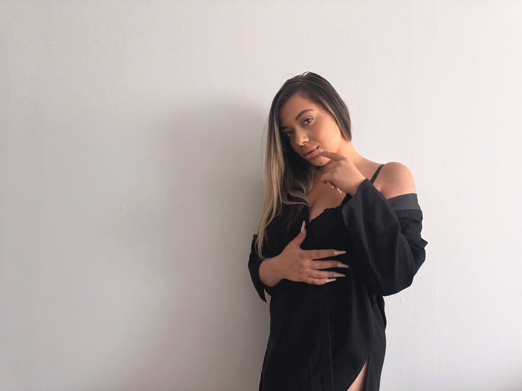 EllieNova Nude