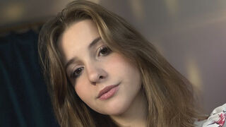 ElmiraRynne 18 female strip cam model profile