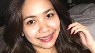 EloiseScott 29 female live cam model profile