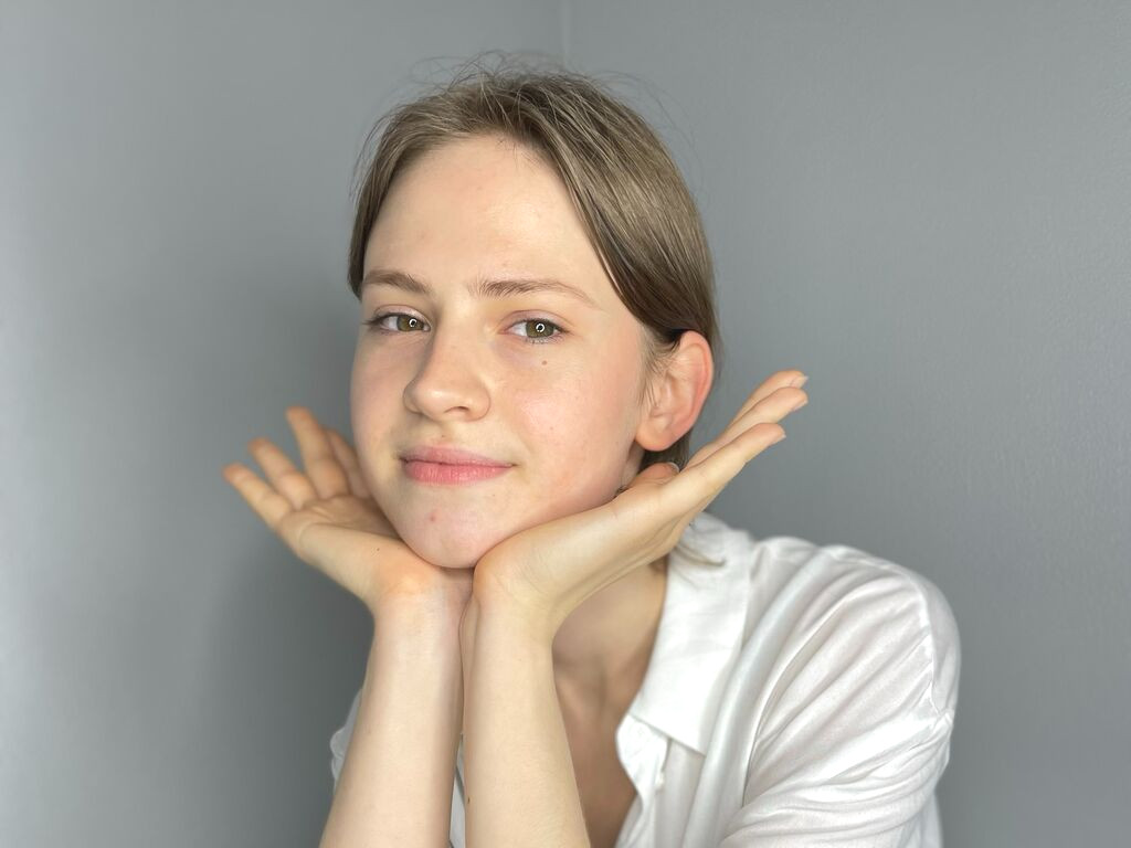 ElvaGoldsworthy Nude