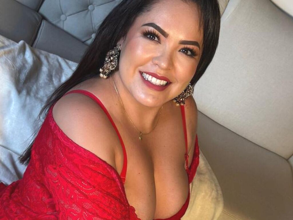 EmiHarrys naked cam model gallery photo
