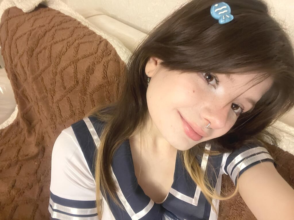 EmilyFoniren naked cam model gallery photo