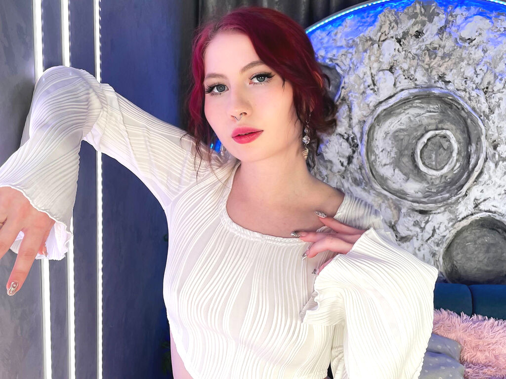 EmilyRei Naked