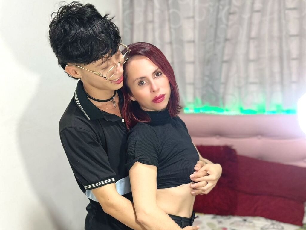 EmilyandSam Naked