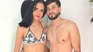 EmmiAndLiam 18 couple naked related cam model profile