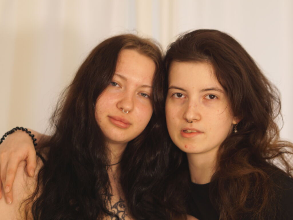 ErleneAndHilda Naked