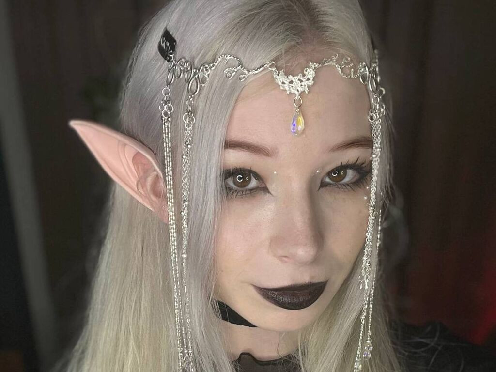 ErlinaCurvey Naked