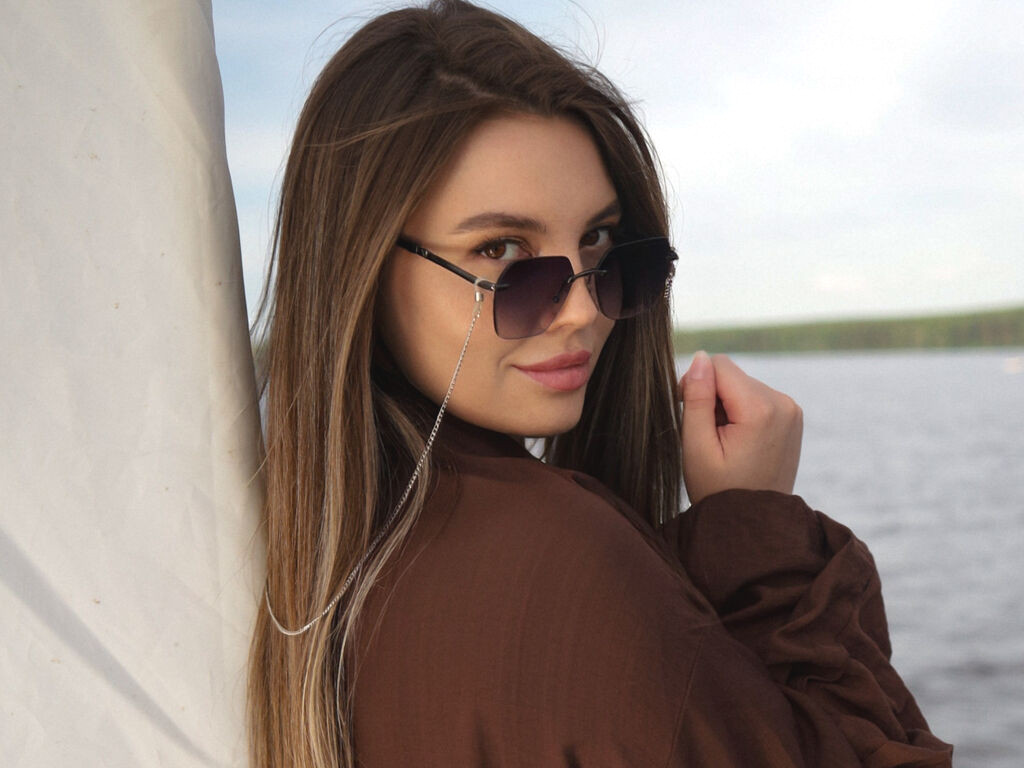 EvaLevi nude cam model profile photo