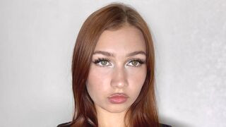 EvaTevus 18 female naked cam model profile