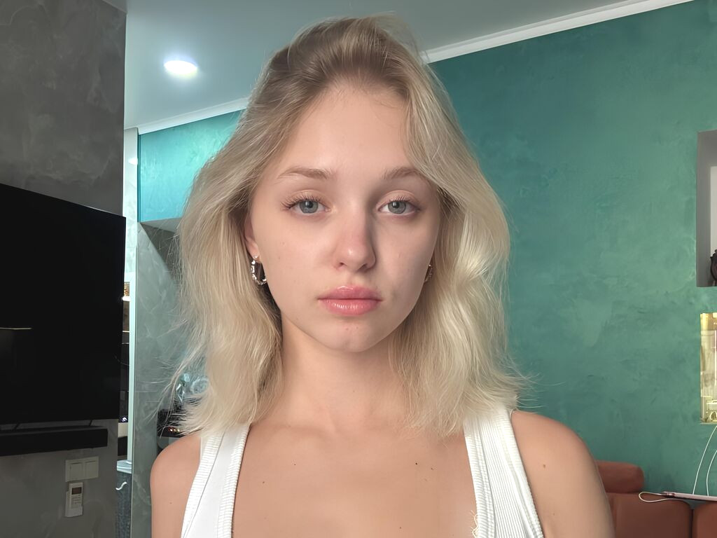 EveMorrison nude cam model profile photo